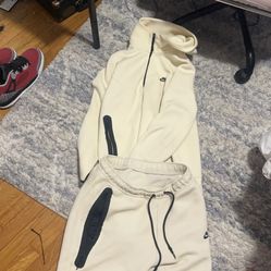 Cream Color Nike Tech 