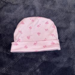 NEW Baby hat, fits up to 3 month olds