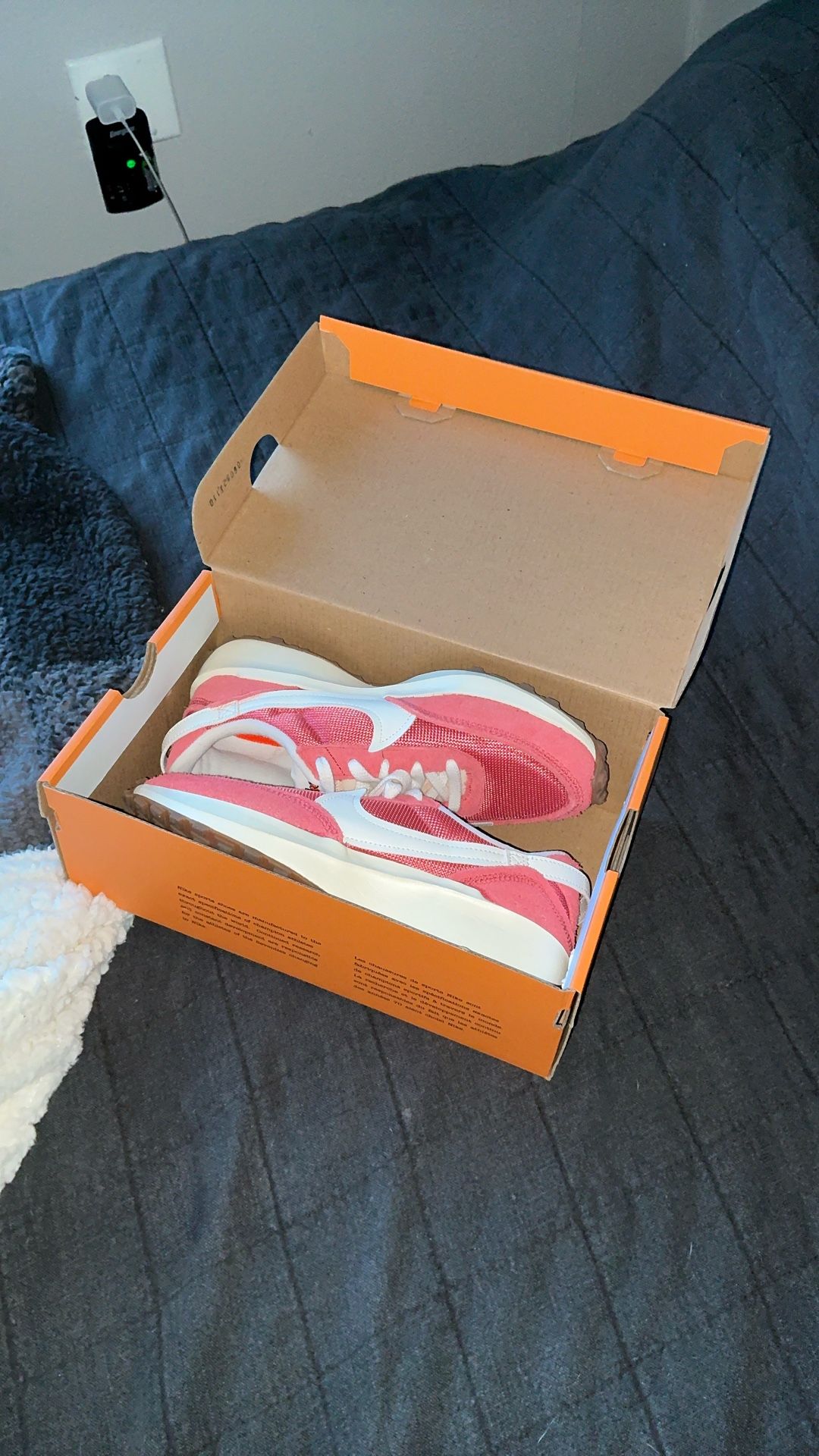 Women Nike “Waffle Debut” Shoe