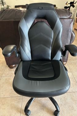 Black Gaming Chair