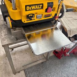 Dewalt~Planer~DW735~13~Inch~with~stand