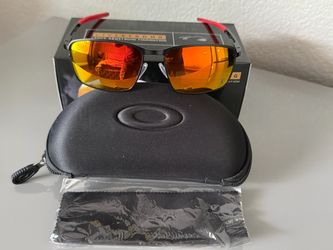 Oakley Conductor 8 Polarized Sunglasses with Case
