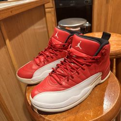 Jordan Retro Gym Red 12s