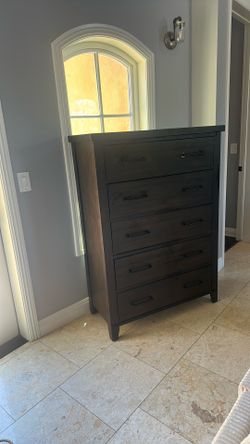 Dresser + night stand