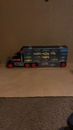 Toy Truck Car Case 44 (used) Cars Included