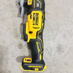 Multitool Dewalt Brushless XR  (Tool only)
