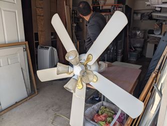 Hampton Bay 48-inch Ceiling Fan With Lights