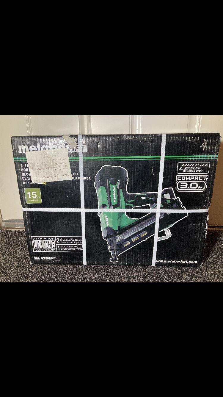 Metabo HPT 2.5-in 15-Gauge Cordless Finish Nailer (Battery & Charger Included)