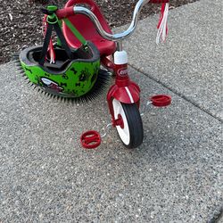 Radio Flyer Toddler Bike with Helmet