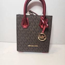 NEW Michael Kors Mercer Extra-Small Signature Logo Crossbody Bag NWT