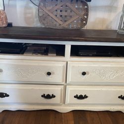 Farmhouse Tv Stand