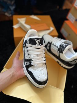Louis Vuitton LV Trainer Black White Size 10 for Sale in Queens
