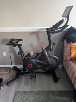 Echelon Connect-S Sport Indoor Cycling Exercise Bike