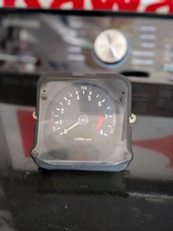 Datsun 510 Tach