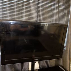 26” Flat Screen Tv 