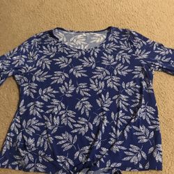 Bundle Of 4 Women Clothing  Size XL