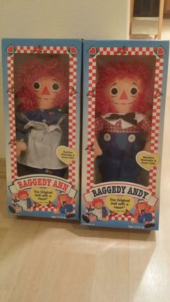 Raggedy Ann and Andy dolls never opened