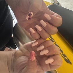 Nails For Free