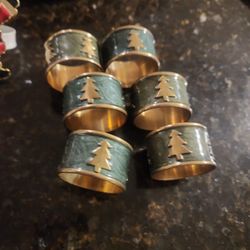 6 Vintage Brass Napkings Rings