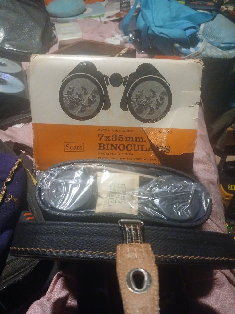 New In Box Vintage 7×35 MM Binoculars Never Removed From Packaging