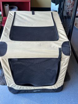 Excellent condition, soft sided collapsible, foldable crate  kennel