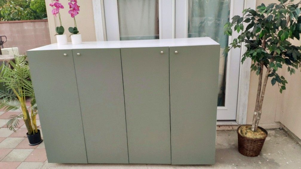 Custom Long Wood Sage Green Wardrobe Dresser Closet Armoire With Soft