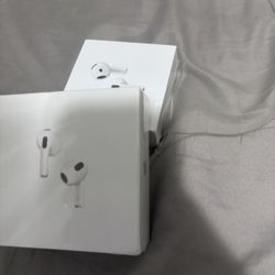AirPods 4 Pros 