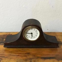 RELOJ ANTIGUO DE MADERA Y ELÉCTRICO 