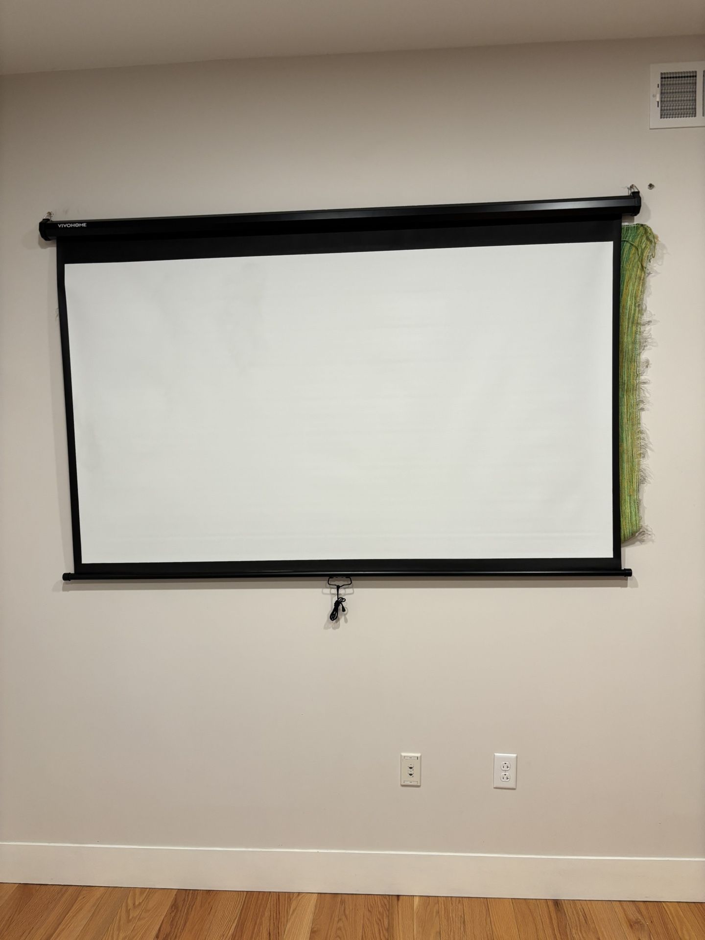 VivoHome 80” Pull Down Projector Screen