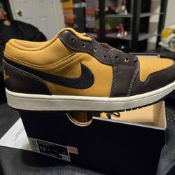 Jordan 1 Low SE New Sz 12