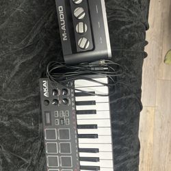 Mpk Mini Play Mk2 & M-Audio Mobilepre Interface (one cable)