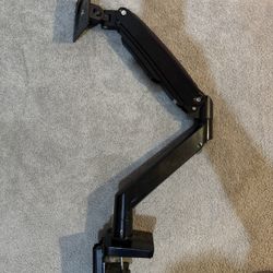 Single Monitor Arm (13” - 49”)