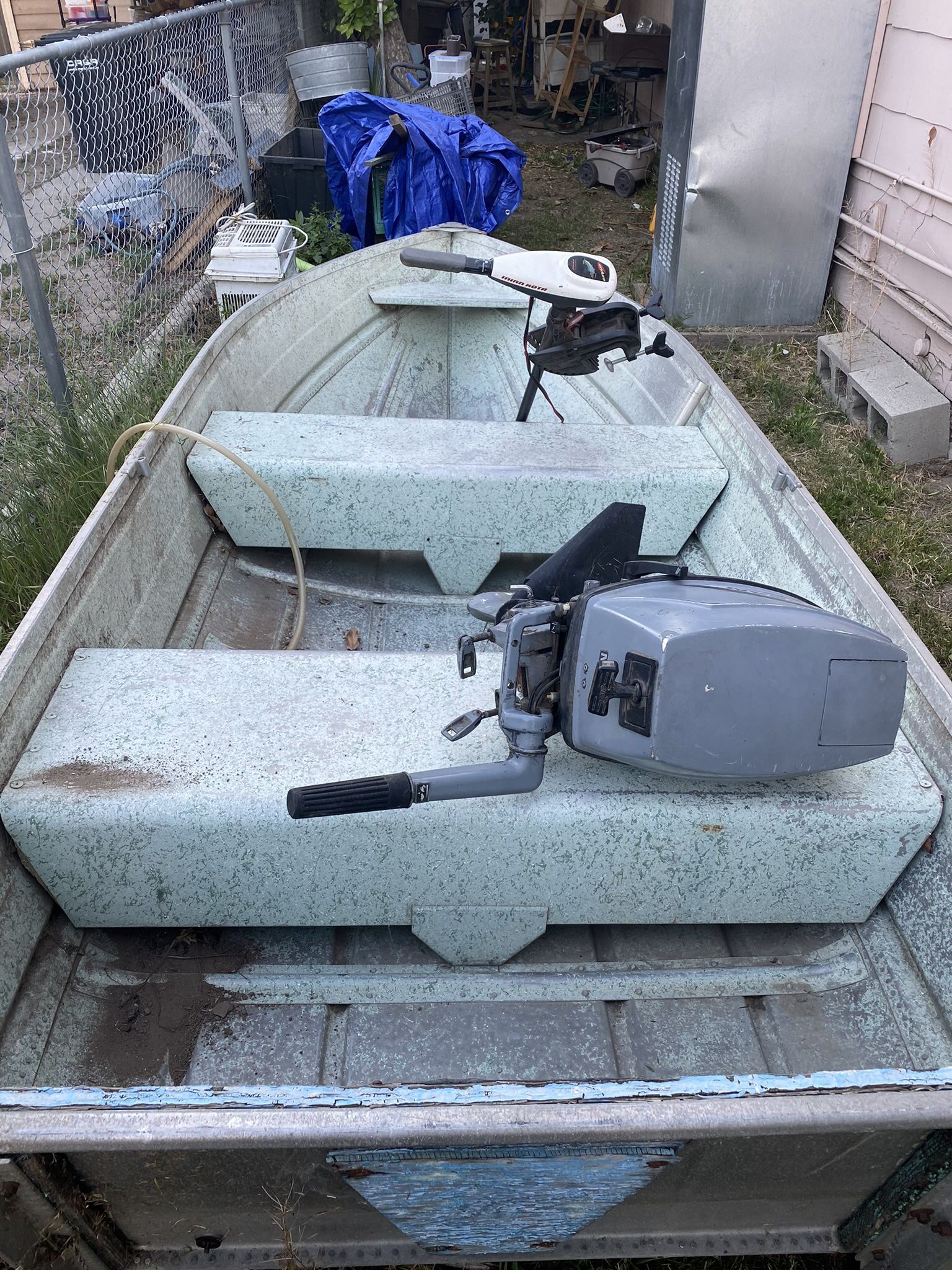12 Foot Aluminum Boat With 9hp Engine And Trolling Motor for Sale in