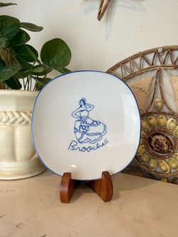 Vintage Ceramic Trinket Dish – Brooches