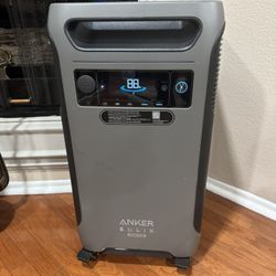 Anker SOLIX F3800 Plus Power Station 