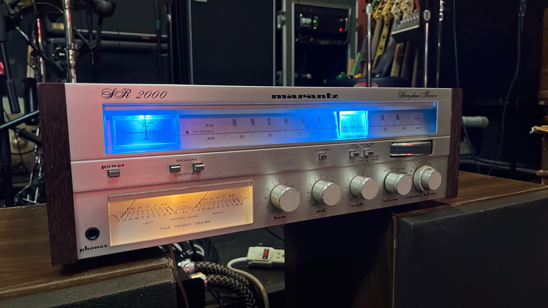 Marantz SR2000 And Pioneer HPM-40 Vintage HiFi Setup