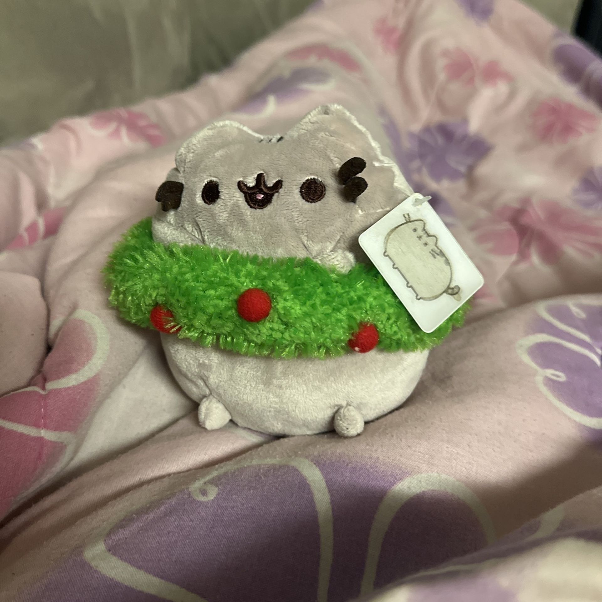 Pusheen Christmas Plush Cat with Wreath 5" Stuffed Animal