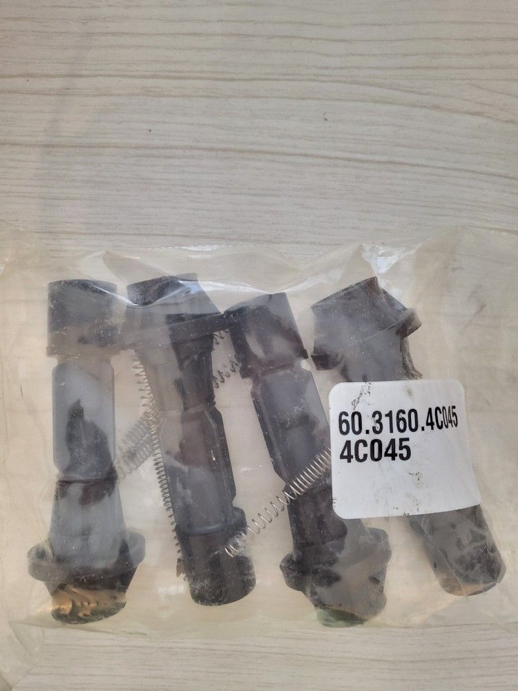 Mazda 3 Coil On Plug Insulator Set