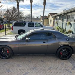 2014 Dodge Challenger SRT8 392 Hemi Coupe