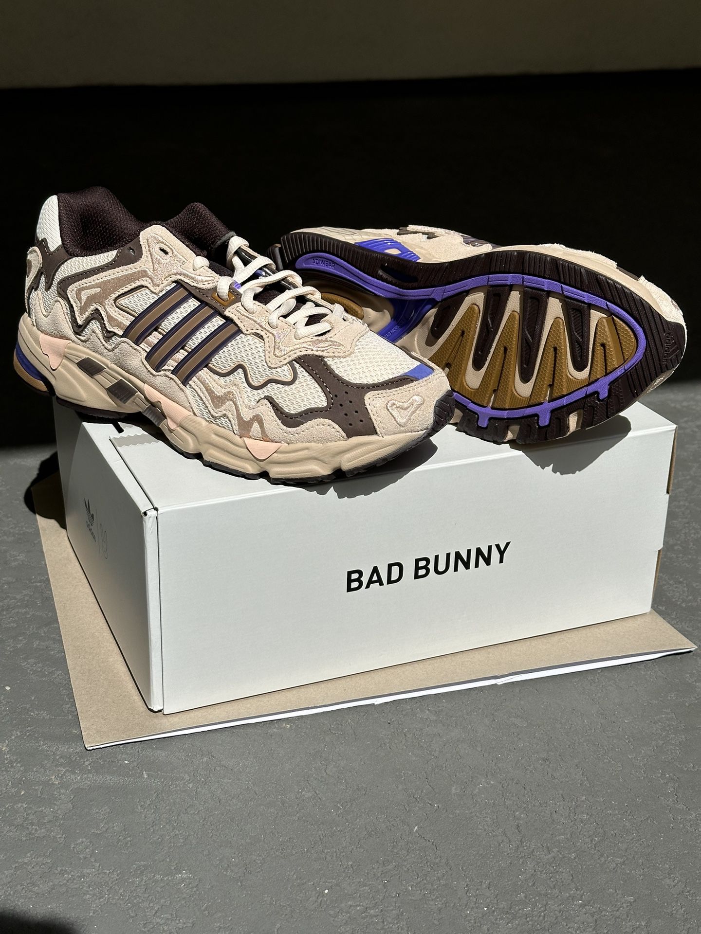 Bad Bunny x Adidas Response CL ‘Paso Fino’