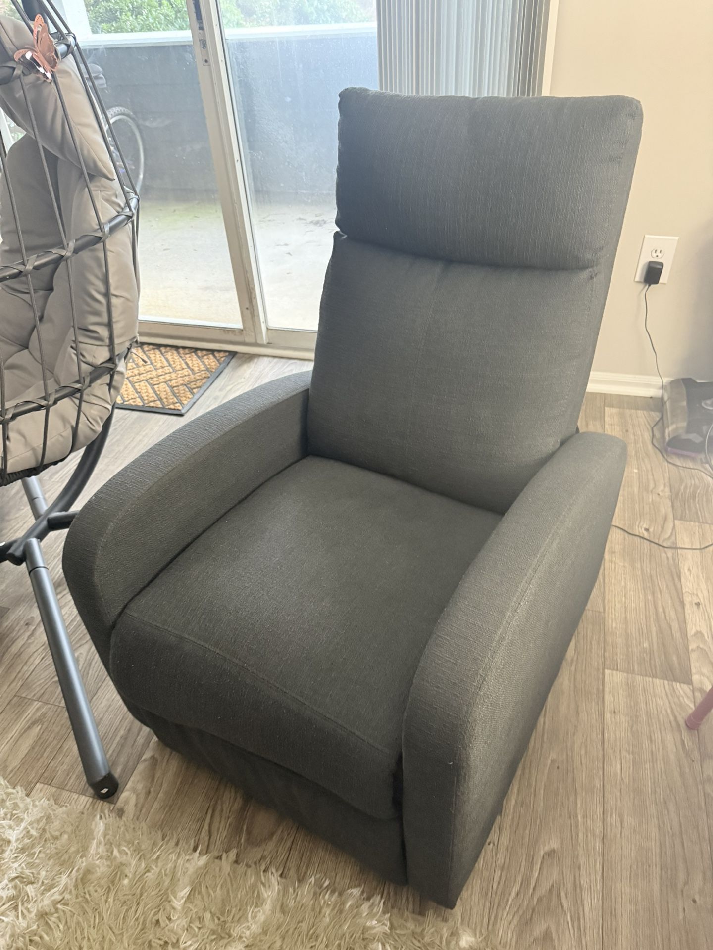 Recliner Chair 