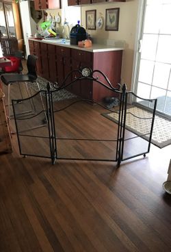 Fire place screen rod iron very heavy
