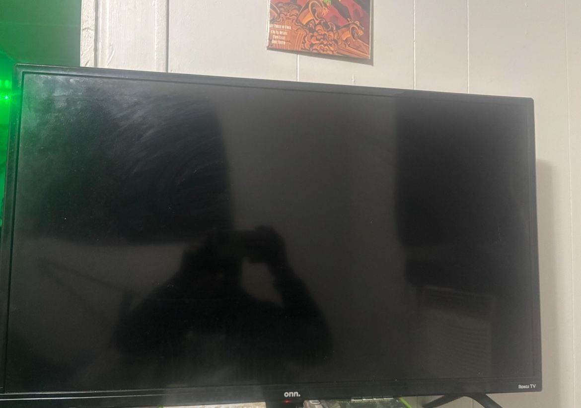 35” Roku TV