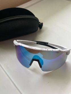 Sun glasses