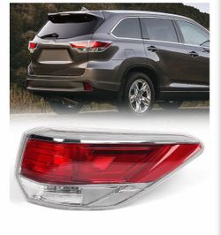 Toyota highlander tail light