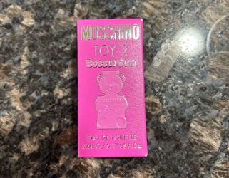 NEW MOSHINO TOY 2 BUBBLE GUM EAU DE TOILETTE MINI $8!