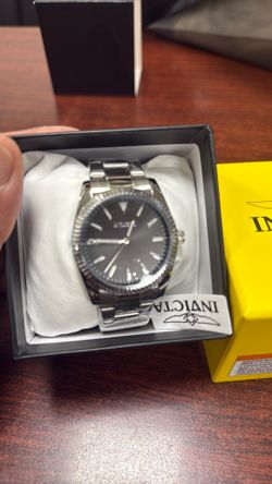 Invicta Chrome Watch Grey Dial New