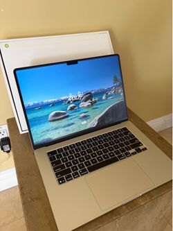 2025 MacBook Air 15” M4 16GB Memory 512GB Storage Apple+ warranty October 2026