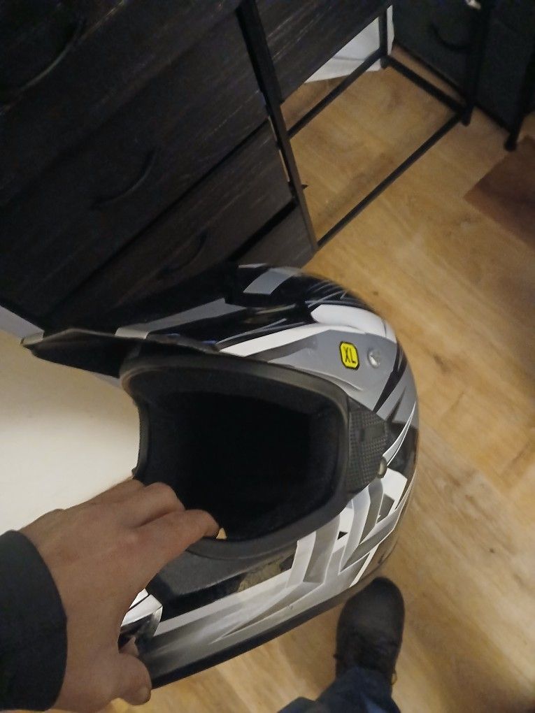 Dirtbike Helmet Xl