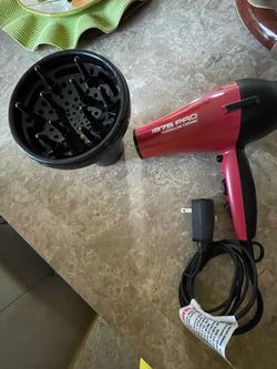 Hairdryer with diffuser